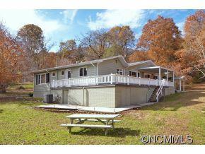 405 Winchester Creek Road, Waynesville, NC 28786