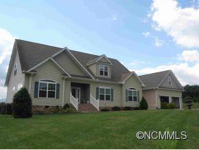 14 Wills Lane, Candler, NC 28715