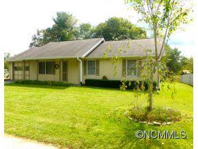 101 Gossett Drive, Hendersonville, NC 28739