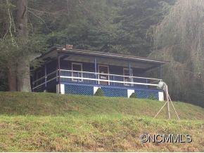 101 Yale Rd., Hendersonville, NC 28739