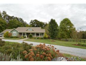 289 Green Fields Lane, Columbus, NC 28722