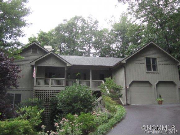 217 Winding Creek Road Rd., Sapphire, NC 28774