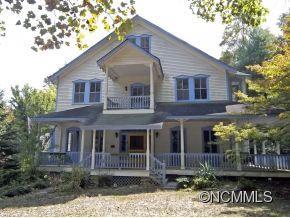 2810 Greenville Highway, Flat Rock, NC 28731
