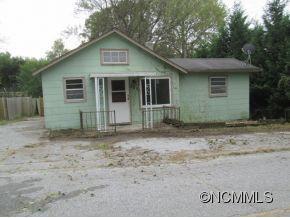 305 Substation St., Hendersonville, NC 28792