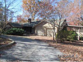 185 Chestnut Lane, Columbus, NC 28722