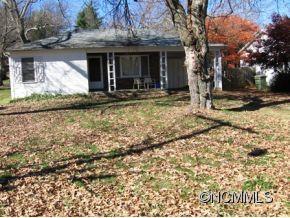 811 Temon Street, Hendersonville, NC 28739