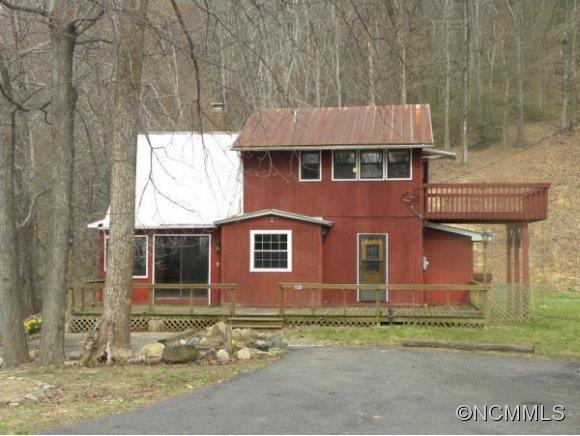 2662 Old Fort Rd, Black Mountain, NC 28711
