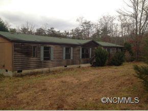 210 Williams Acres Ln., Hendersonville, NC 28792