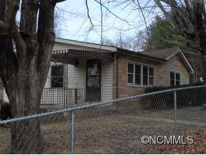 84 Maxwell Rd., Asheville, NC 28805