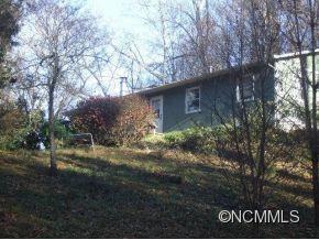 235 Brandywine Rd., Waynesville, NC 28786