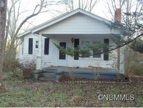 840 Temon St., Hendersonville, NC 28739