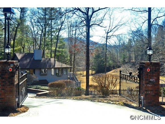 1080 Linkside Dr., Hendersonville, NC 28739