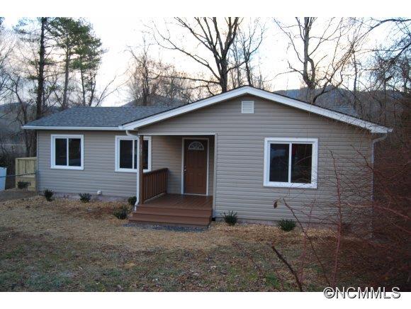 309 Ash Street, Black Mountain, NC 28711
