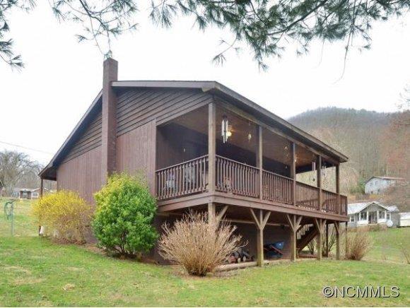 11 S And T Spirit Drive, Candler, NC 28715