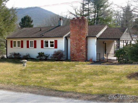 109 Le-an Hurst Rd, Asheville, NC 28803