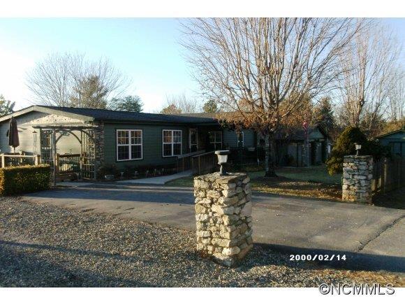 899 Aiken Rd, Asheville, NC 28804