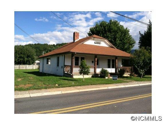 1287 Brown Ave., Waynesville, NC 28786