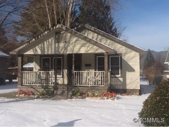 53 Avery Street, Waynesville, NC 28786