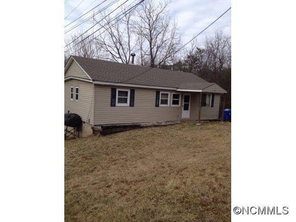 32 Oak Hill Circle, Asheville, NC 28806