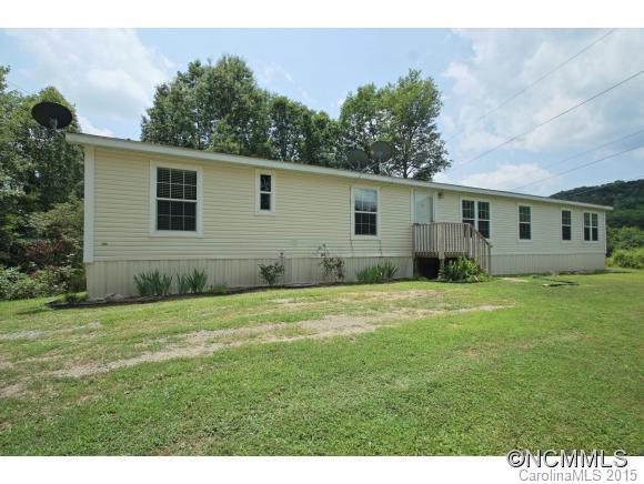 2000 Fox Hollow Road, Pisgah Forest, NC 28768