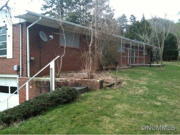 875 New Leicester Hwy, Asheville, NC 28806