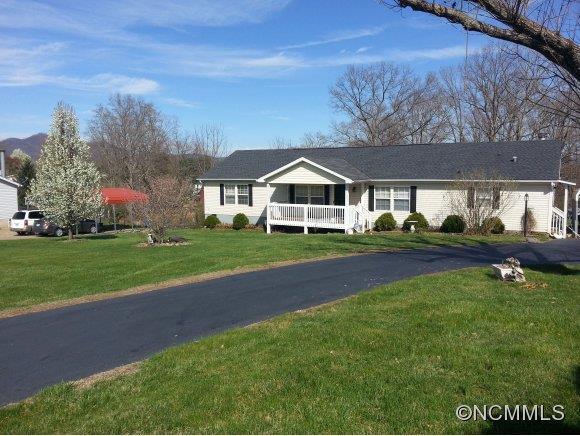 12 English Oaks Drive, Candler, NC 28715