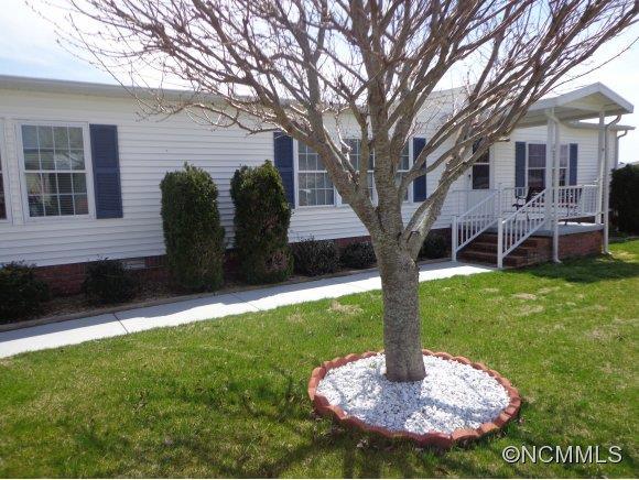 10 N Frederick Ln., Hendersonville, NC 28792