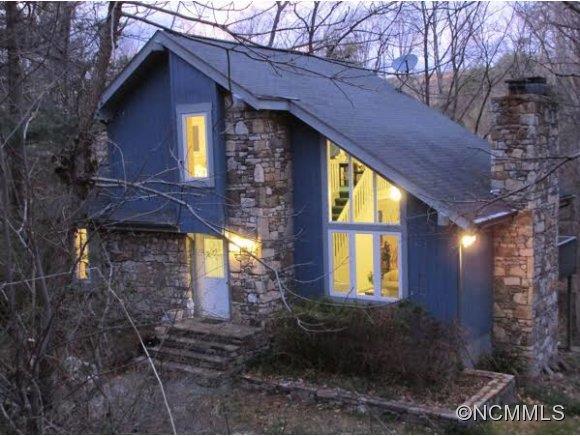 48 White Rose Lane, Asheville, NC 28804