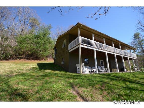 33 Seldom Home Dr, Black Mountain, NC 28711
