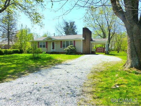 111 East Walker Street, East Flat Rock, NC 28726