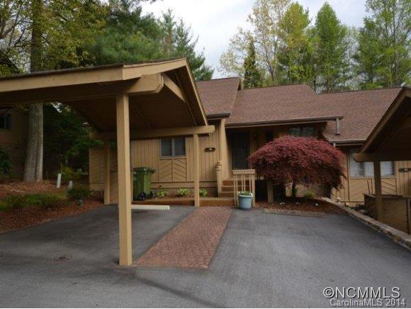 105 N. Scarlet Oak Lane, Hendersonville, NC 28791