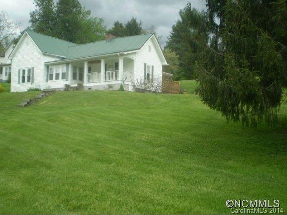 56 East Hemlock St, Sylva, NC 28779