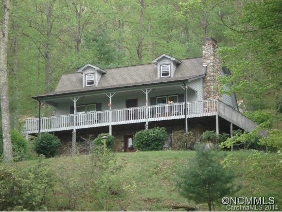 580 Mica Springs Rd, Burnsville, NC 28714