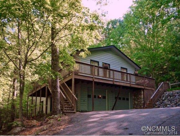 27 Walker Cove Rd, Black Mountain, NC 28711