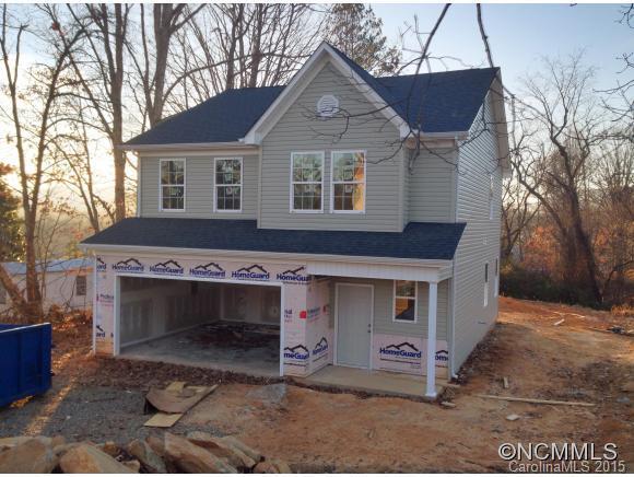 526 East Street, Candler, NC 28715