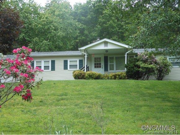 138 Frady Ln., Waynesville, NC 28786