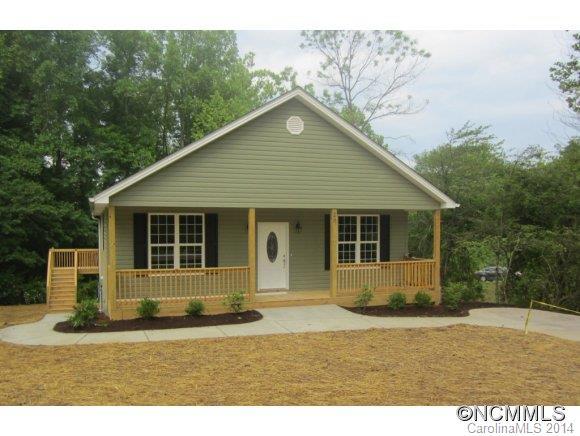 28 Pack Rd., Hendersonville, NC 28792