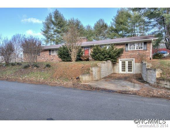 50 Henson Drive, Waynesville, NC 28786