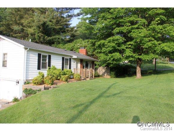 443 Monte Vista Road, Candler, NC 28715