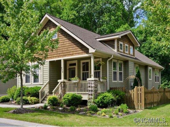 236 Covered Bridge Dr., Flat Rock, NC 28731