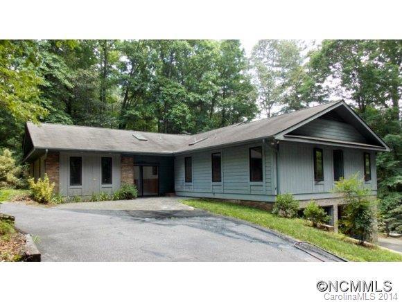 115 Lakemont Dr., Hendersonville, NC 28731