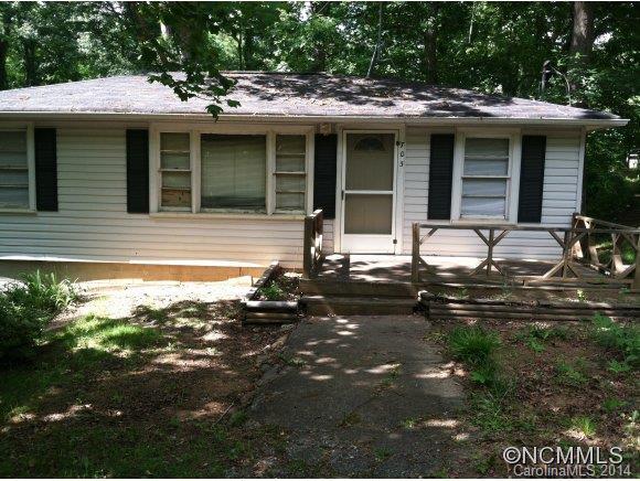 703 Rhododendrum Avenue, Black Mountain, NC 28711