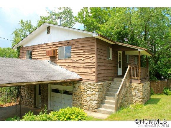 140 N Bear Creek Rd, Asheville, NC 28806