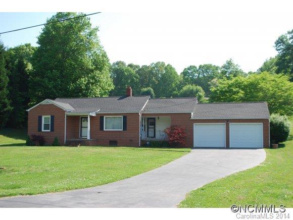 466 Morgan Rd, Candler, NC 28715