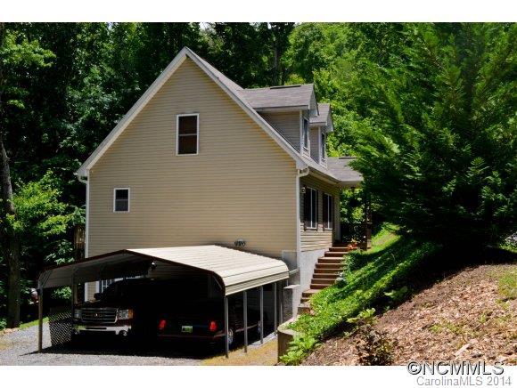 128 Harrison Hill Rd., Swannanoa, NC 28778