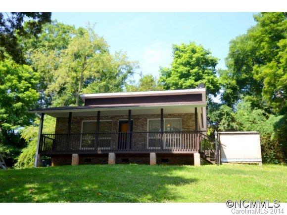 11 Holcombe Dr., Asheville, NC 28806
