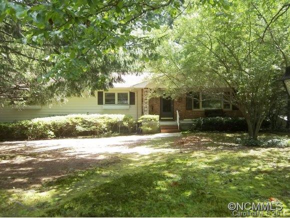 109 Mockingbird Drive, Hendersonville, NC 28792