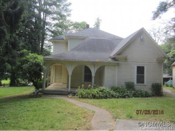 145 Shackford St., Waynesville, NC 28786