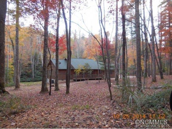 71 Crystal Ridge Dr., Hendersonville, NC 28739