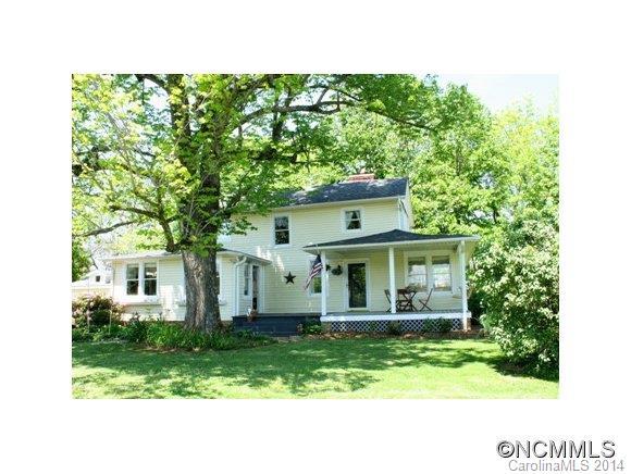 9 Sunset St., Weaverville, NC 28787